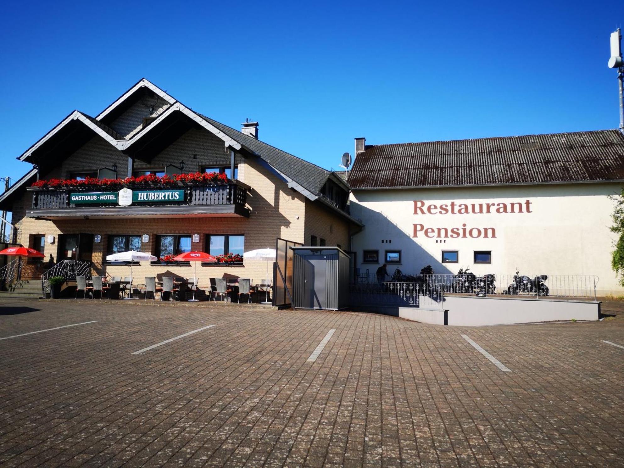 Gasthaus Hubertus Reuth Exterior photo